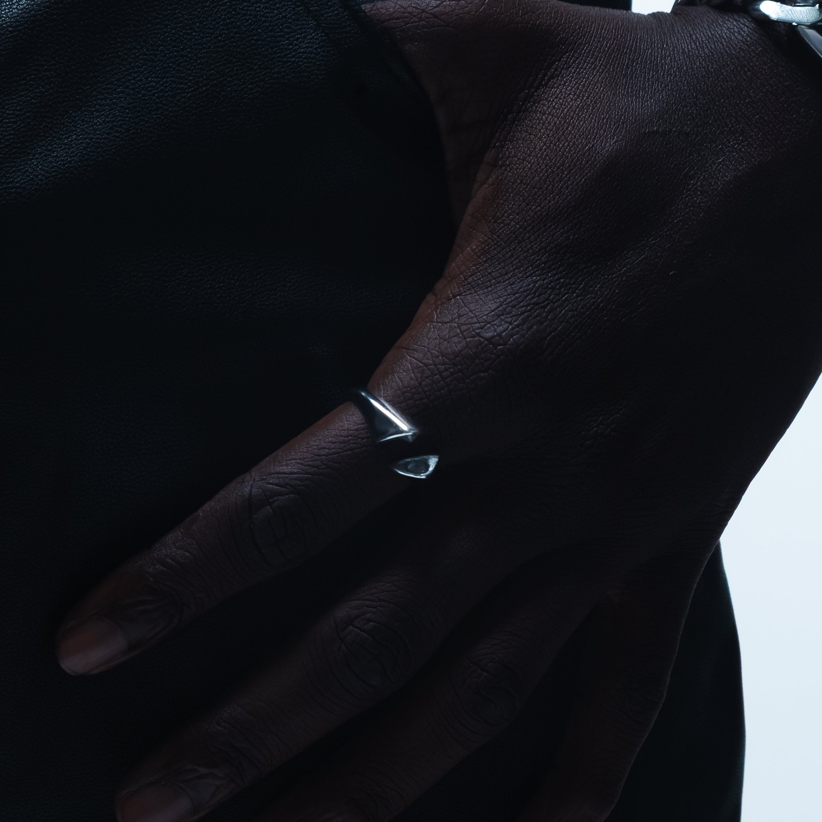 AXIOM RING - SILVER
